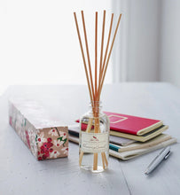 Load image into Gallery viewer, Flowering Currant Reed Diffuser - Saratoga Botanicals, LLC
